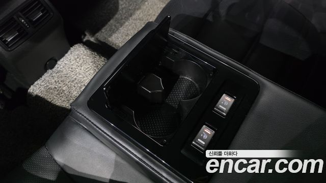 Renault Korea SM6 2016 — photo 21
