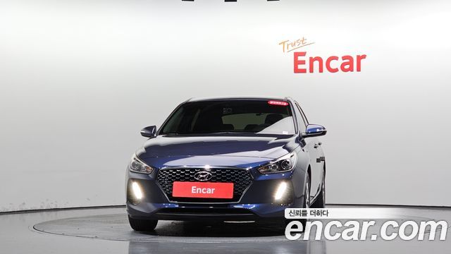 Hyundai i30 2018 — photo 3