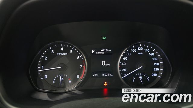 Hyundai i30 2018 — photo 11