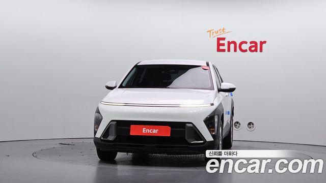 Hyundai Kona 2023 — photo 3