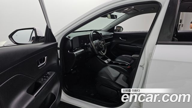 Hyundai Kona 2023 — photo 13