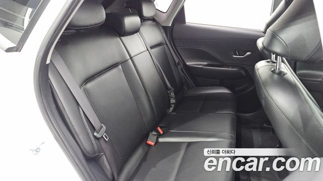 Hyundai Kona 2023 — photo 22