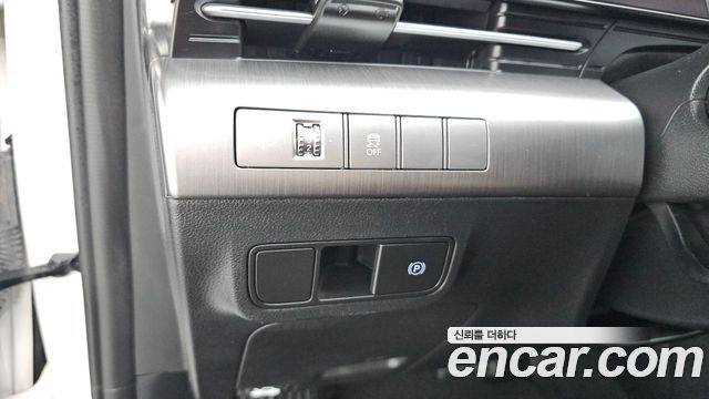 Hyundai Kona 2023 — photo 25