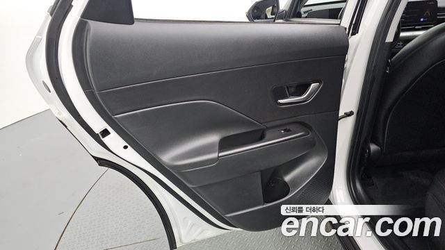 Hyundai Kona 2023 — photo 15