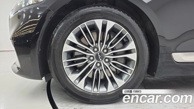 Kia K9 2023 — photo 5