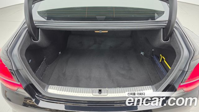 Kia K9 2023 — photo 20