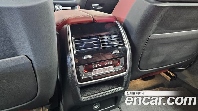 BMW X6 2020 — photo 31