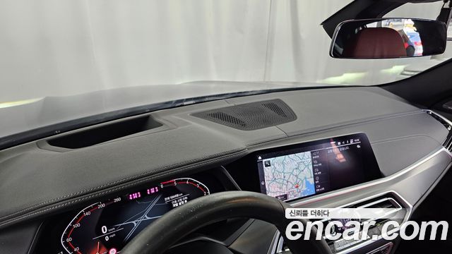 BMW X6 2020 — photo 35