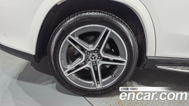 Mercedes-Benz GLS-Class 2020 — photo 5