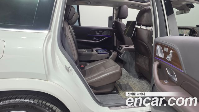 Mercedes-Benz GLS-Class 2020 — photo 17