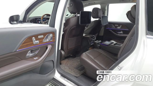 Mercedes-Benz GLS-Class 2020 — photo 18