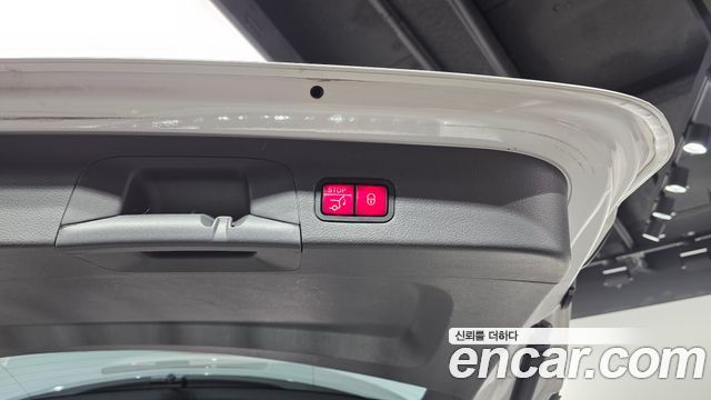 Mercedes-Benz GLS-Class 2020 — photo 23