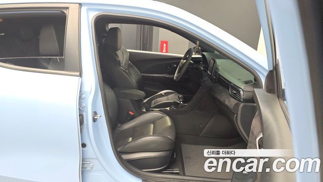 Hyundai Veloster 2020 — photo 17
