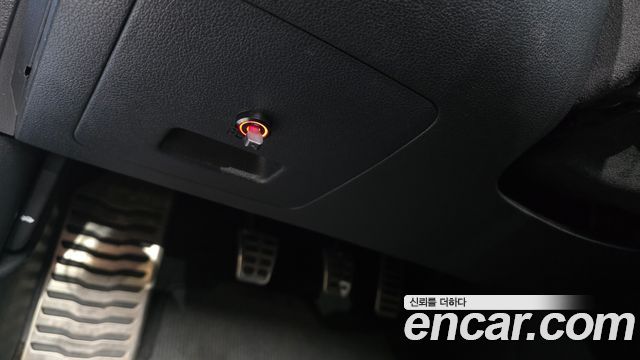 Hyundai Veloster 2020 — photo 22