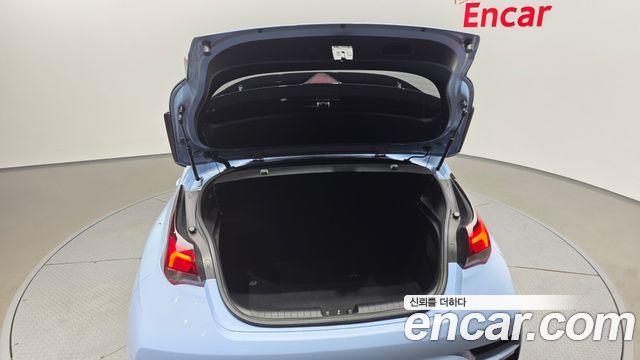 Hyundai Veloster 2020 — photo 26