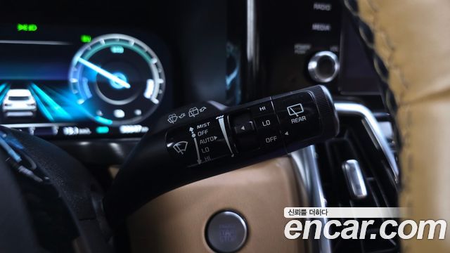 Kia Sorento 2023 — photo 17