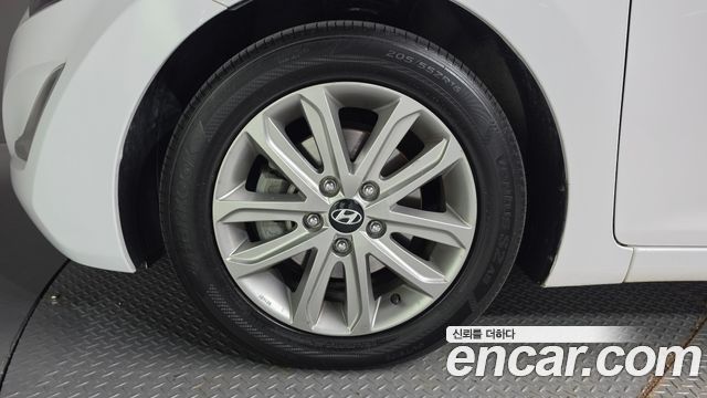 Hyundai AVANTE 2015 — photo 5