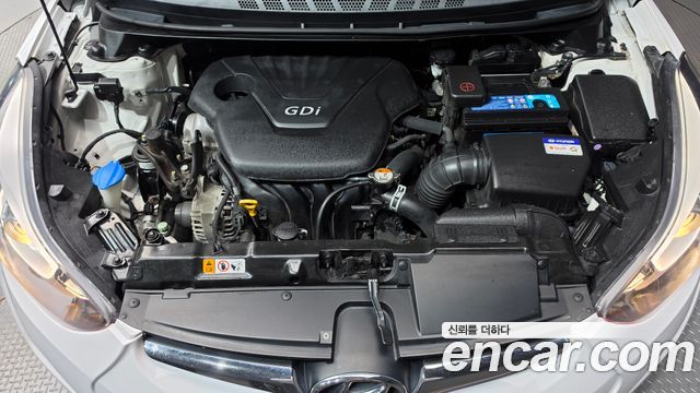 Hyundai AVANTE 2015 — photo 6