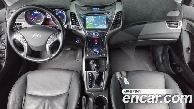 Hyundai AVANTE 2015 — photo 7