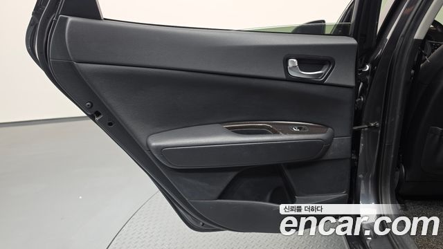 Kia K5 2018 — photo 15