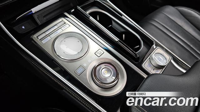 Genesis GV80 2021 — photo 9