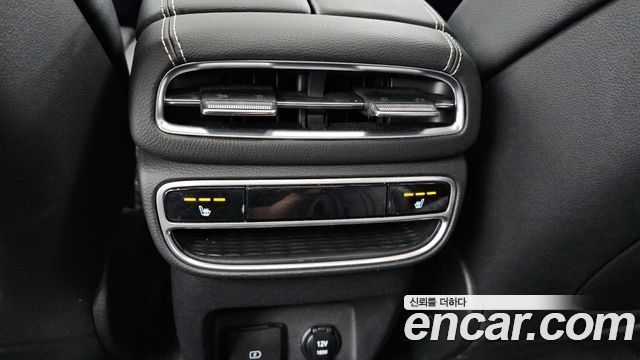 Genesis GV80 2021 — photo 19