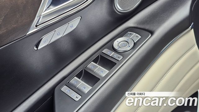 Genesis GV80 2023 — photo 23