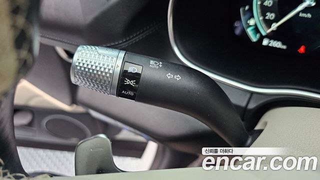 Genesis GV80 2023 — photo 24