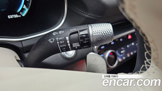 Genesis GV80 2023 — photo 25