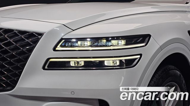Genesis GV80 2023 — photo 8
