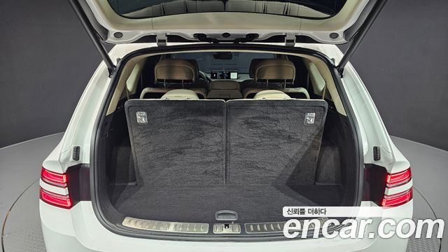 Genesis GV80 2023 — photo 30