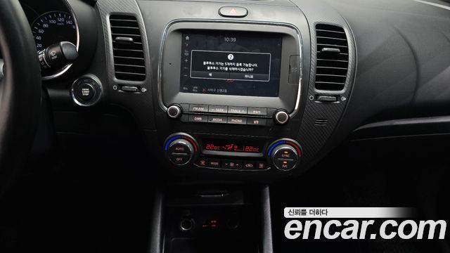 Kia K3 2017 — photo 20