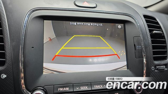 Kia K3 2017 — photo 21