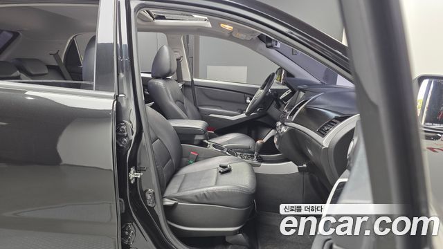 KG Mobility KORANDO 2017 — photo 17