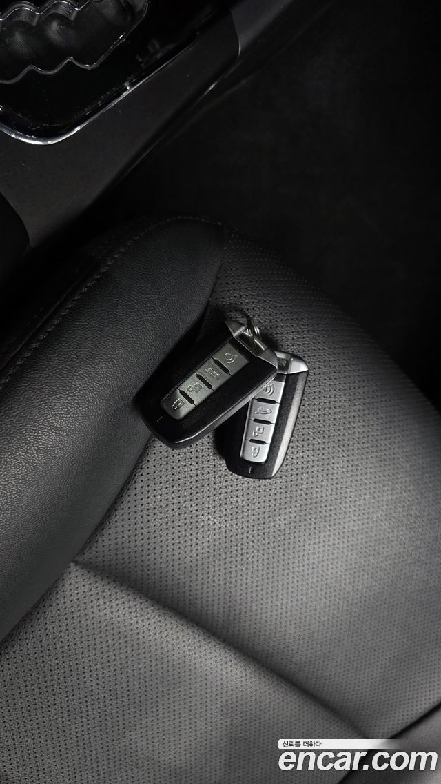 KG Mobility KORANDO 2017 — photo 27
