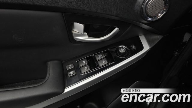 KG Mobility KORANDO 2017 — photo 33