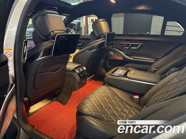 Mercedes-Benz S-Class 2021 — photo 10