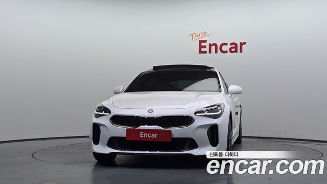 Kia Stinger 2018 — photo 3