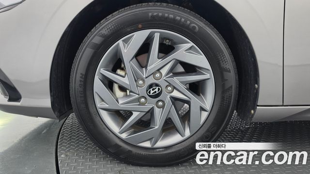 Hyundai AVANTE 2024 — photo 5