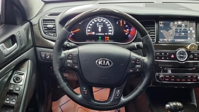 Kia K7 2013 — photo 12
