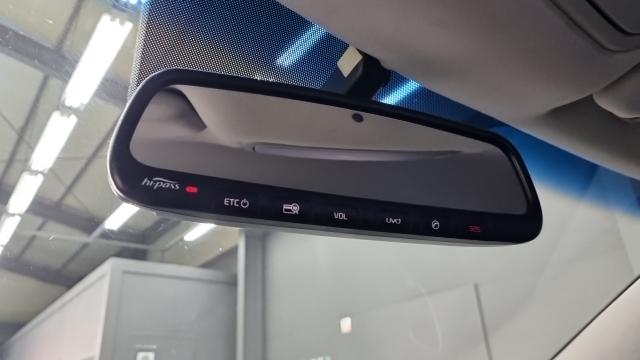 Kia K7 2013 — photo 13