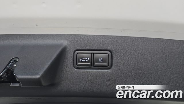 Hyundai Santafe 2024 — photo 32