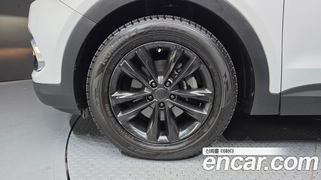 Hyundai Santafe 2018 — photo 5