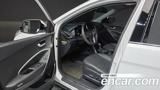 Hyundai Santafe 2018 — photo 13