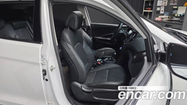 Hyundai Santafe 2018 — photo 17