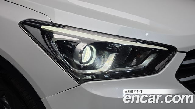 Hyundai Santafe 2018 — photo 8