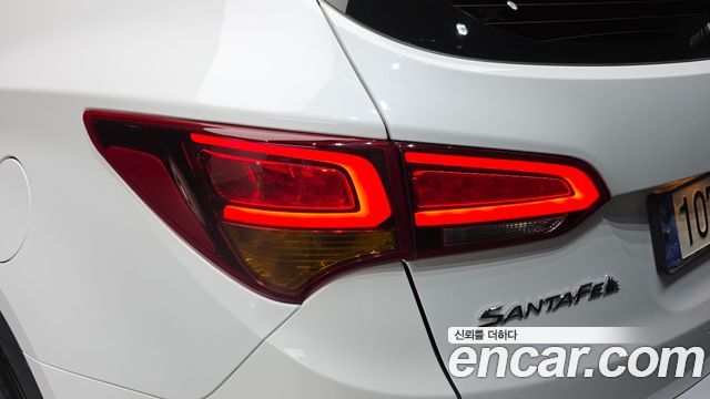 Hyundai Santafe 2018 — photo 9