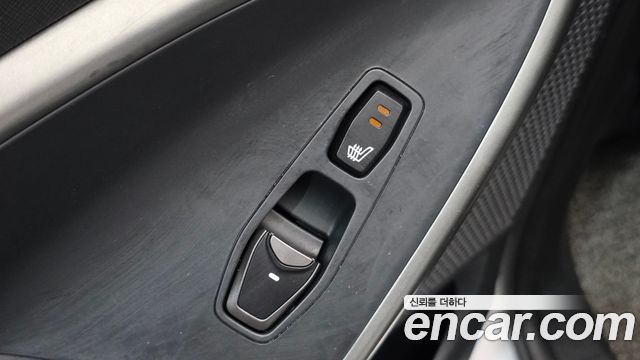 Hyundai Santafe 2018 — photo 28