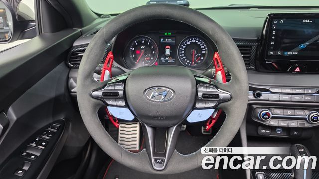 Hyundai Veloster 2021 — photo 22
