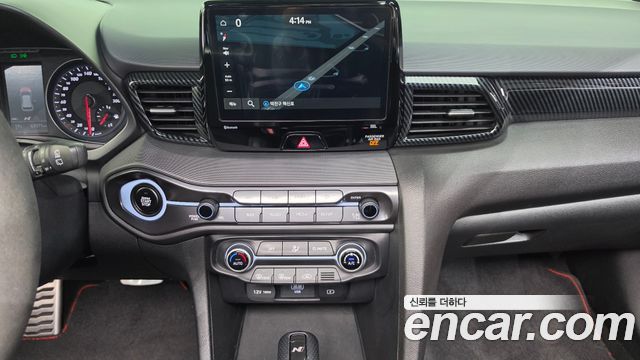Hyundai Veloster 2021 — photo 25